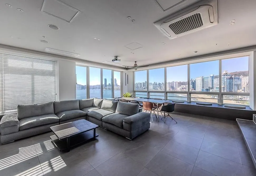 Meomulda Ga Gwangan Poolvilla Busan Feriehus